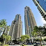 Elegant 1Br With Stunning Views At 29 Boulevard