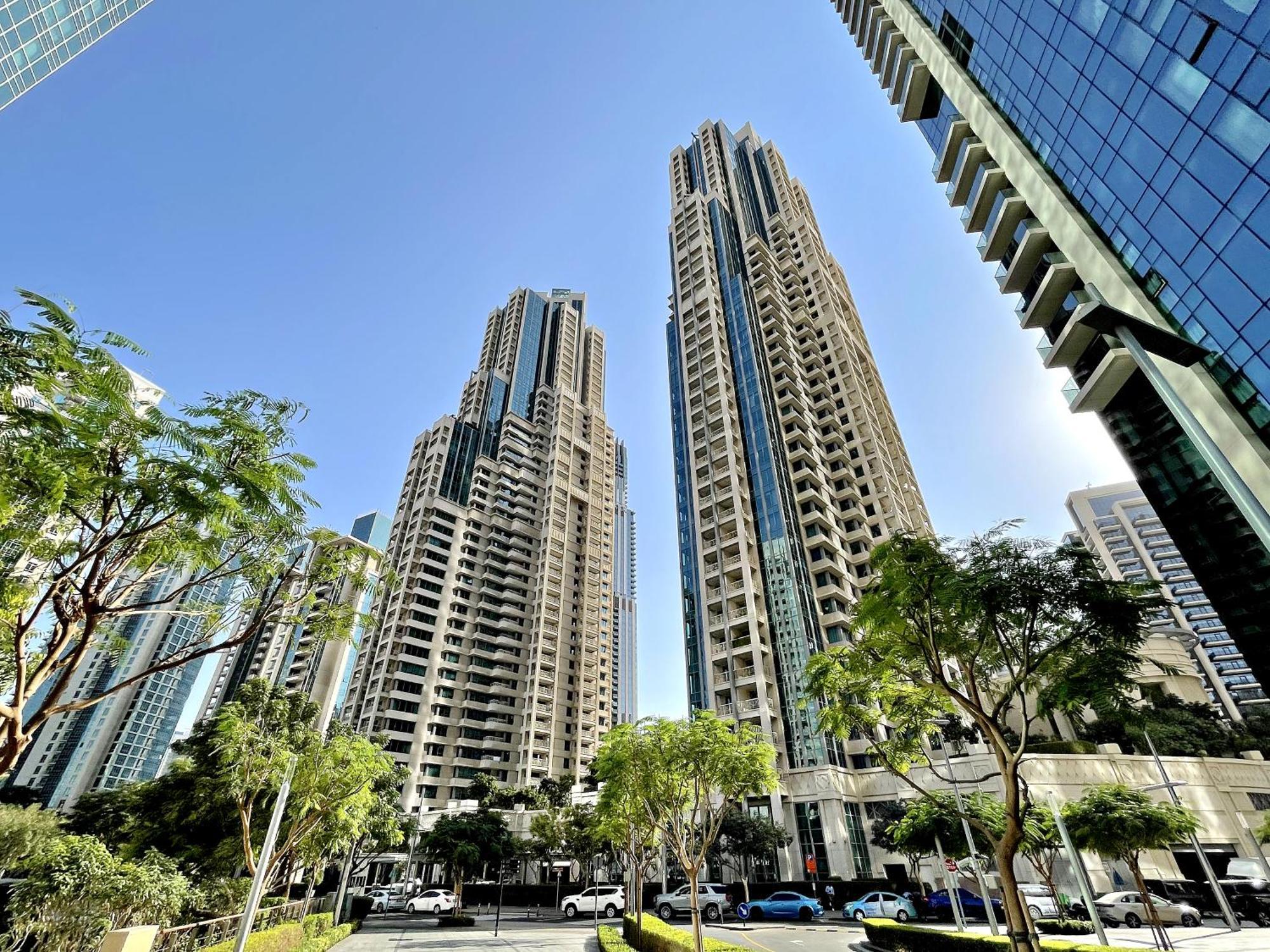 Elegant 1br With Stunning Views At 29 Boulevard Dubai