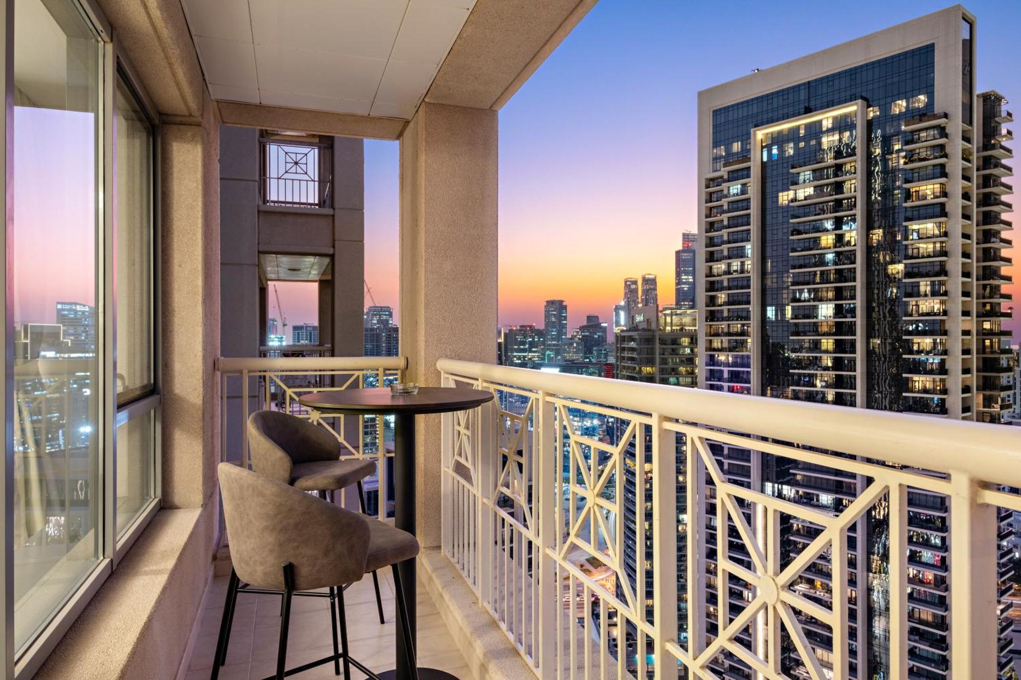 Elegant 1br With Stunning Views At 29 Boulevard Apartment Dubai